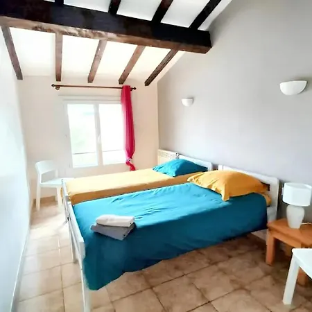 Maison Avec Jardin A - Confort Et Tranquillite *